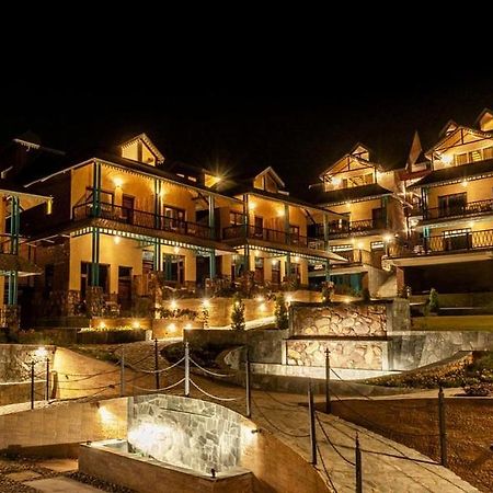 Tiaraa Jujurana Resort T Pathyar Buitenkant foto